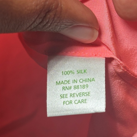 Lilly Pulitzer 100% Silk Pink Sleeveless Henley Tank Blouse Size Medium - Picture 7 of 16